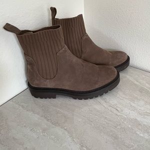 Aqua College Waterproof Boots